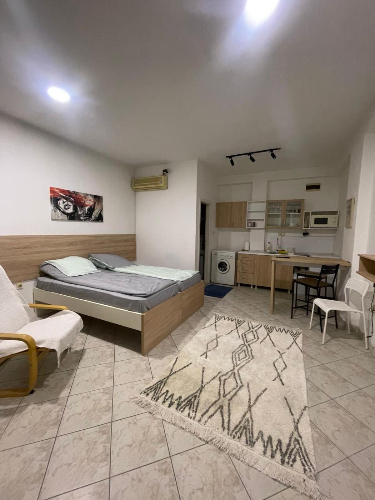 Skopje&Friends Central App 外观 照片